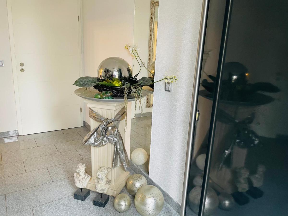 Limes Apartment -Uebernachten Am Limes- ライナウ エクステリア 写真
